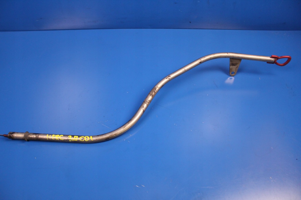 фото №1, Mercedes vito w639 w212 3.0 cdi 642 щуп масла