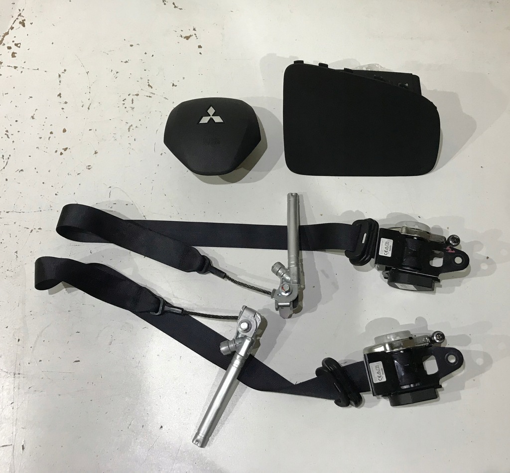 фото №1, Mitsubishi space star подушка безопасности подушки безопасности ремни оригинал демонтаж