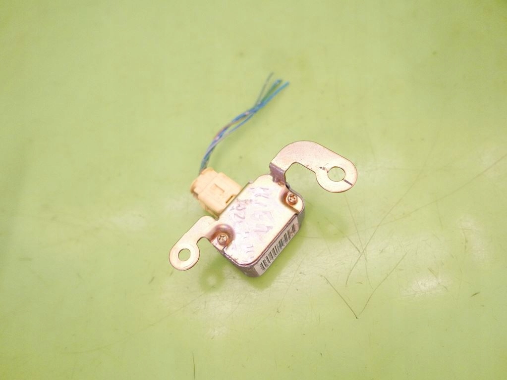 фото №6, Датчик ударный левый mazda premacy i cp fl