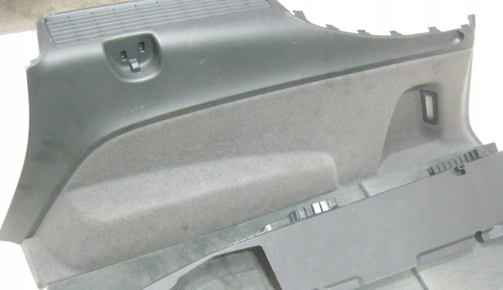 фото №1, Audi q7 4m оббивка багажника обшивки правий лівий