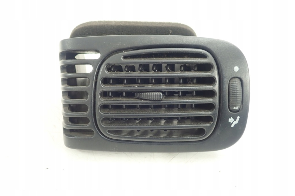 фото №2, Tata indigo indica 1.4 решітка обдув ліва