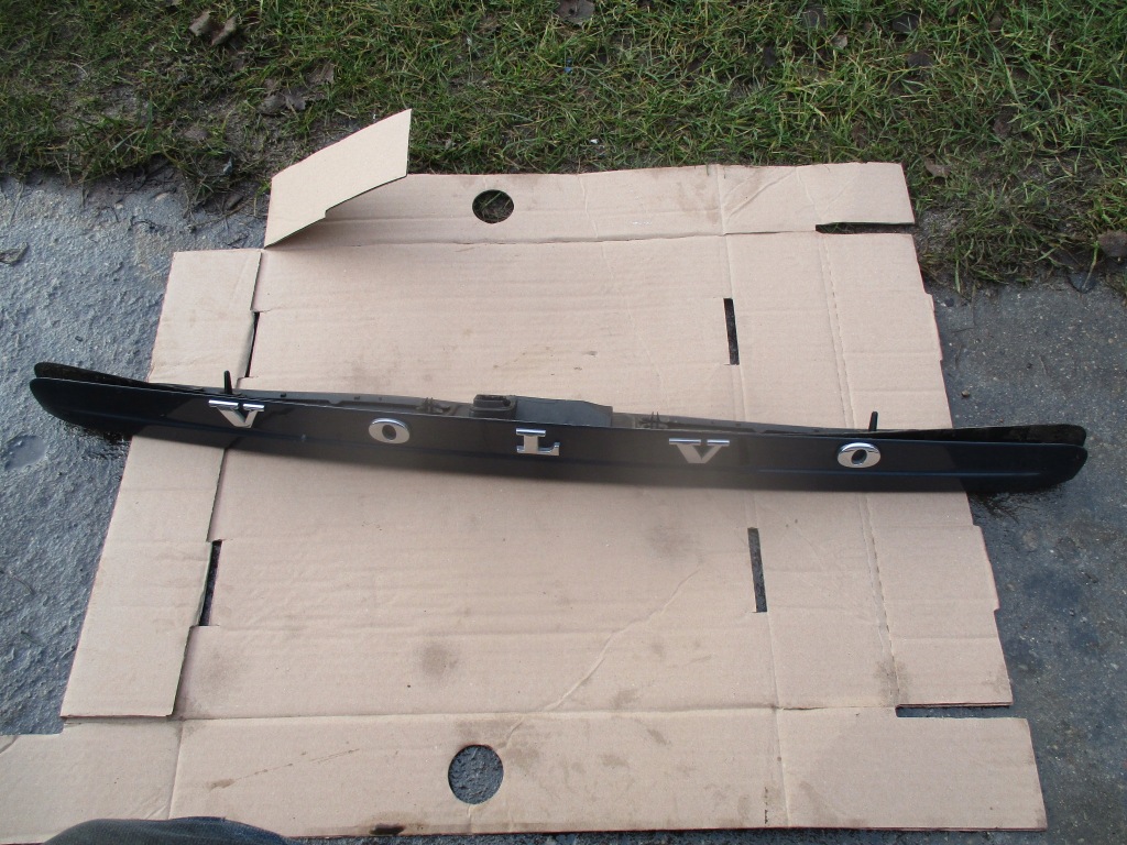 фото №1, Volvo v50 lift накладка молдинг кришки 30753026 kombi
