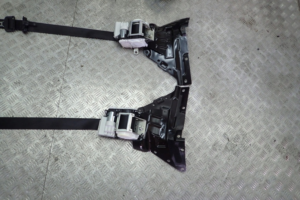 фото №3, Mercedes slc w172 ремені безпеки натягувачі