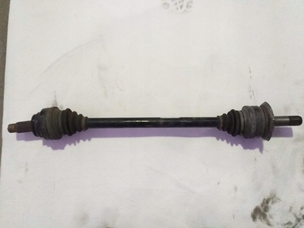 фото №1, Bmw оригінальний номер 7581022 привідний вал задня