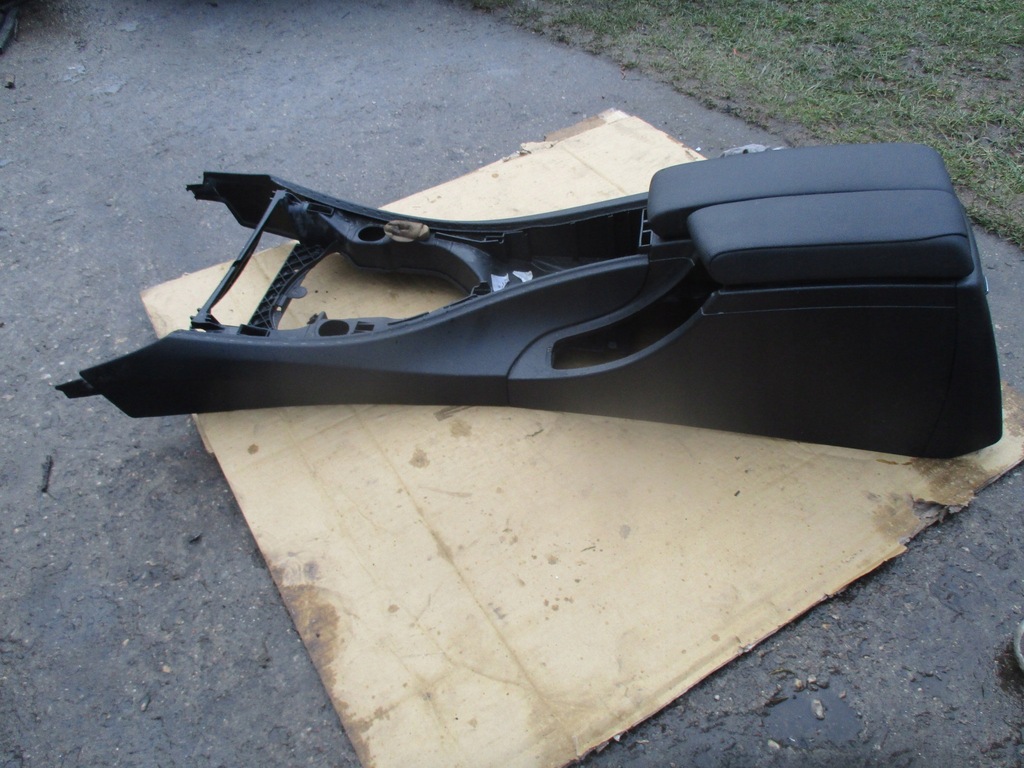 фото №5, Підлокітник тунель середній bmw e90 e91 e92 europa