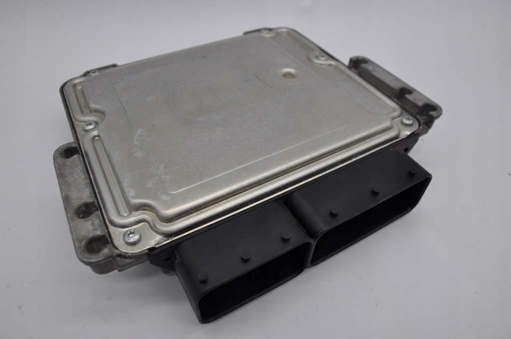 фото №1, Бортовий комп'ютер jeep cherokee p68234027ab 0281031202