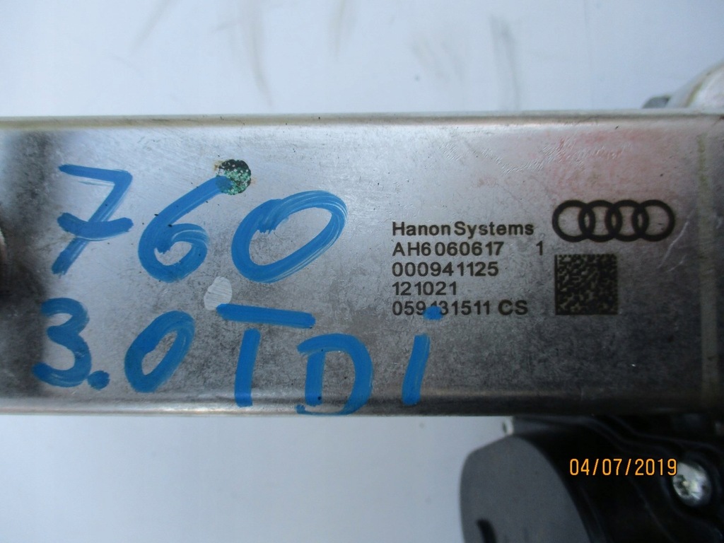 фото №4, Радіатор вихлопних газів vw touareg 3 iii 760 059131508am
