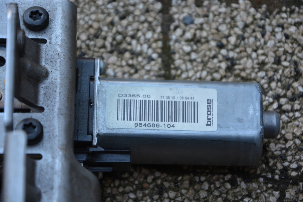 фото №6, Моторчик регулировки сиденье vw touareg 984686104