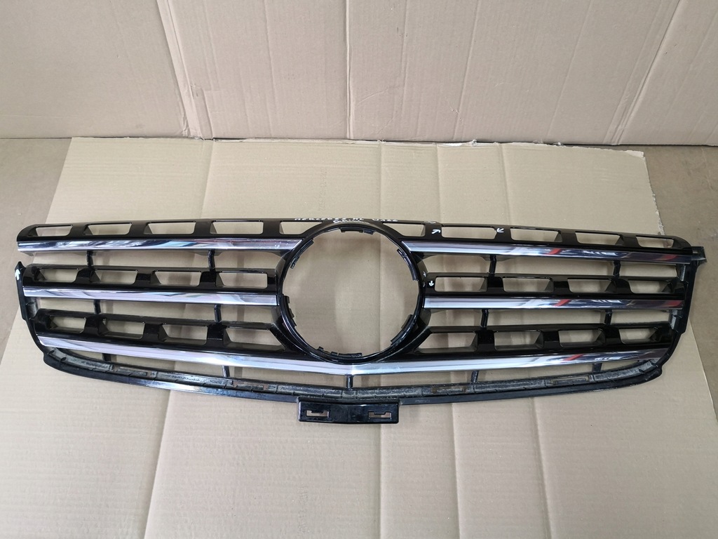 фото №1, Mercedes ml w166 решётка радиатора решётка радиатора -хром-