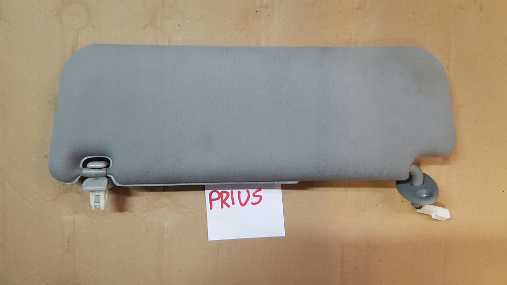 фото №1, Toyota prius 03-09 козырёк козырёк правый