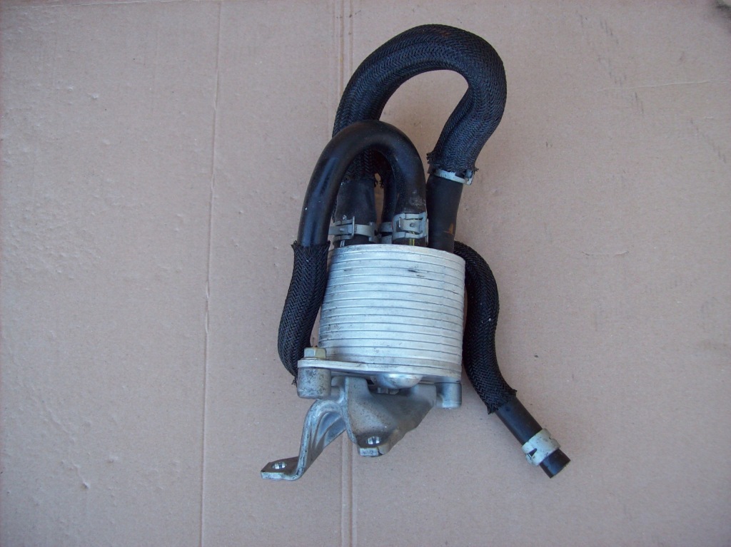 фото №1, Subaru qutback v 2.5 fb25 радиатор масла