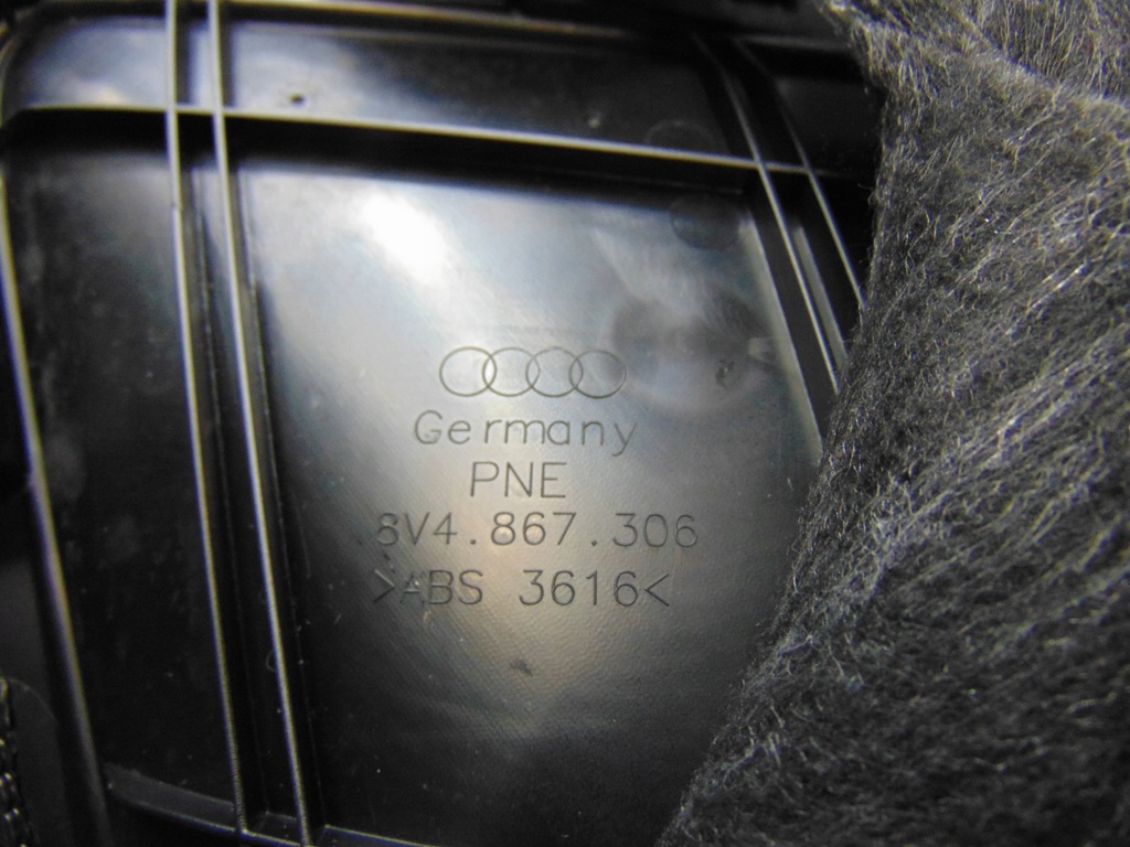 фото №11, Обшивка двері правий задня audi a3 sportsback 8v4