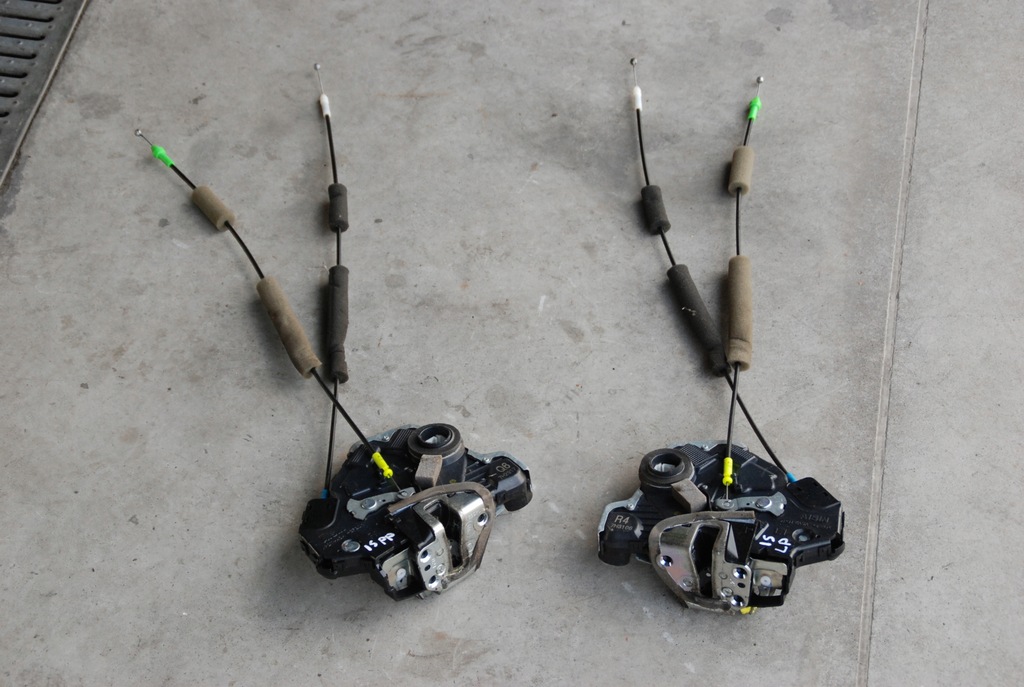 фото №1, Lexus is 250 замок двері перед правий 06-11r