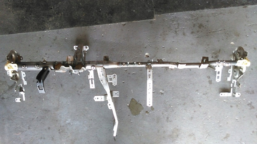 фото №1, Hyundai veloster труба каркас pod консоль europa