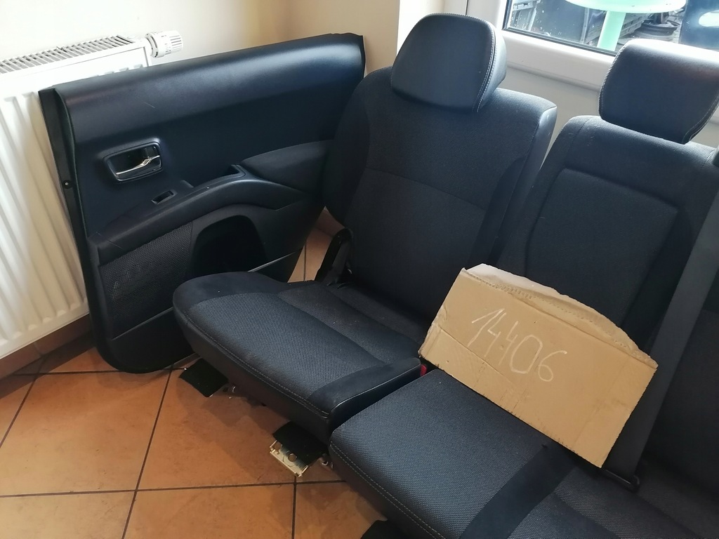 фото №5, Peugeot 4007 сиденья с обивка i подлокотник