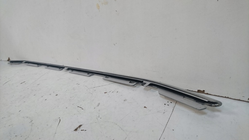 фото №7, Peugeot 301 молдинг решетка решётка бампера серебристая