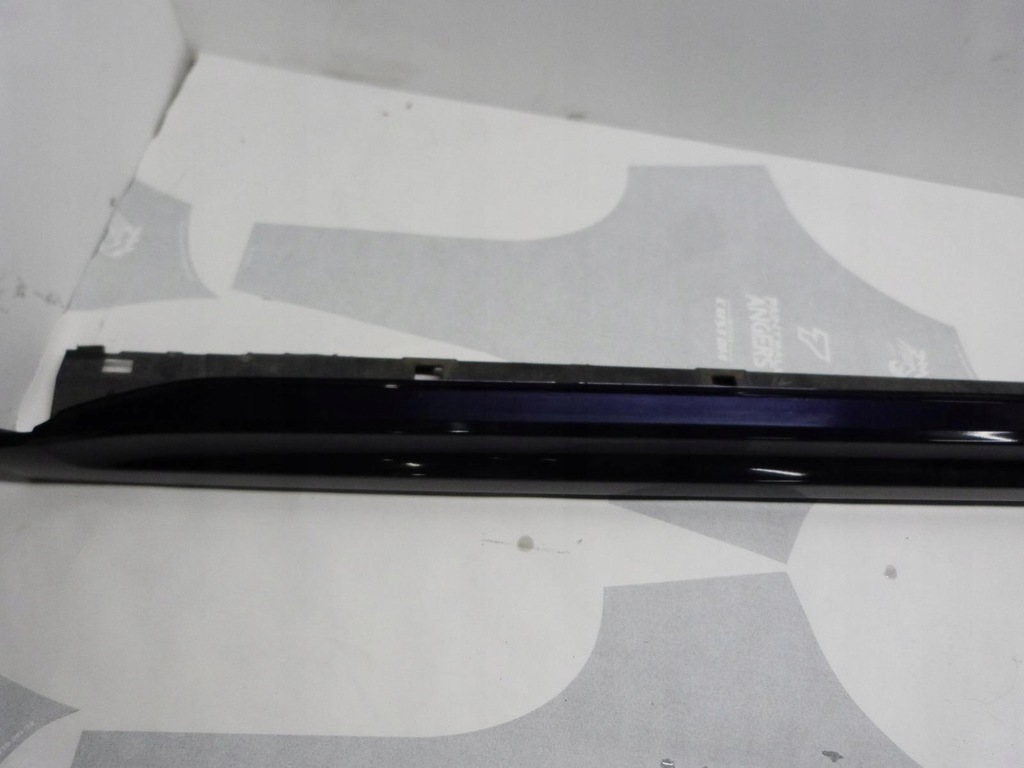 фото №7, Subaru legacy v gt молдинг порог правая d7h