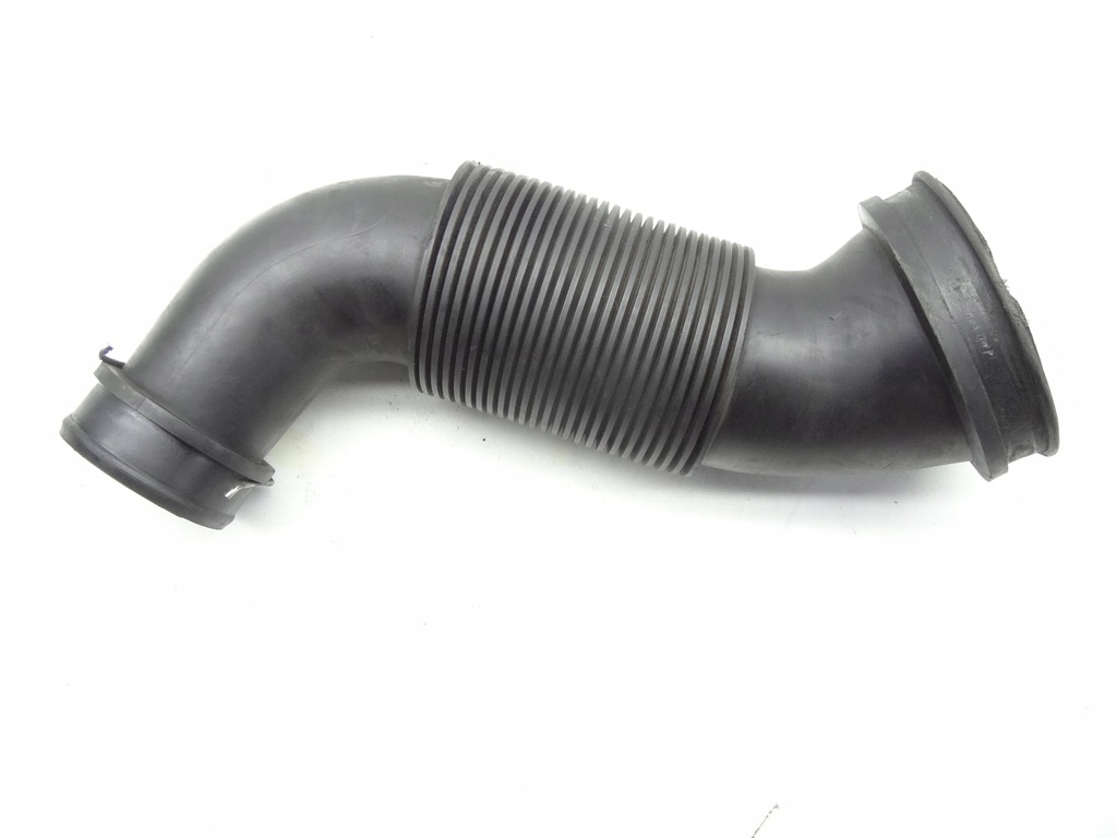 фото №1, Audi a8 d2 94-02 2.5tdi труба шланг повітря 4d0145747