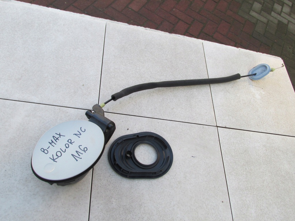 фото №1, Крышка заливной топлива цвет nc b-max 2013 rok