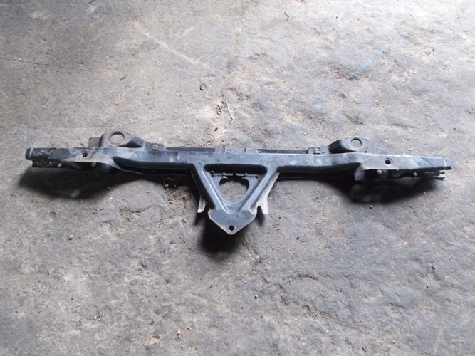 фото №1, Mercedes b w245 балка pod радиатор