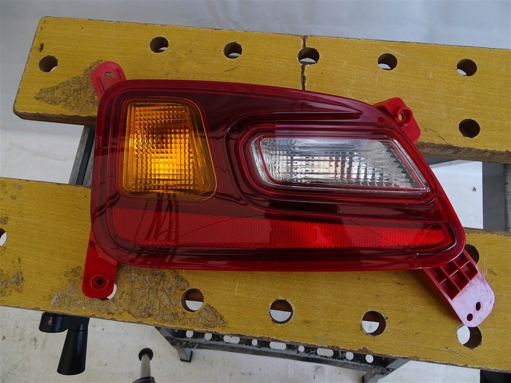 фото №1, Лампа ліва задня hyundai kona 92405-j9010