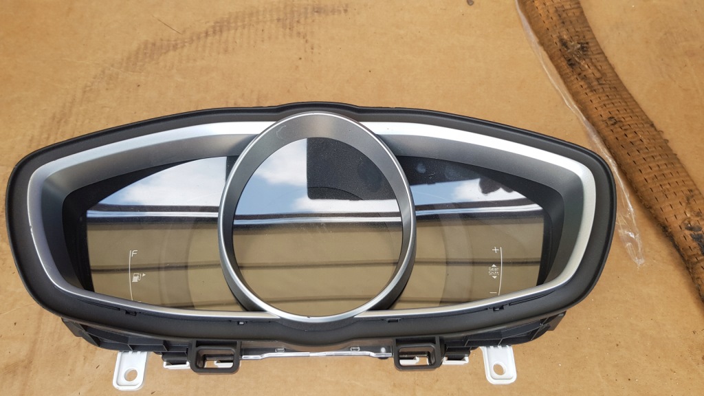 фото №1, Приборы счетчик volvo v40 xc40 31412271 model 2012-
