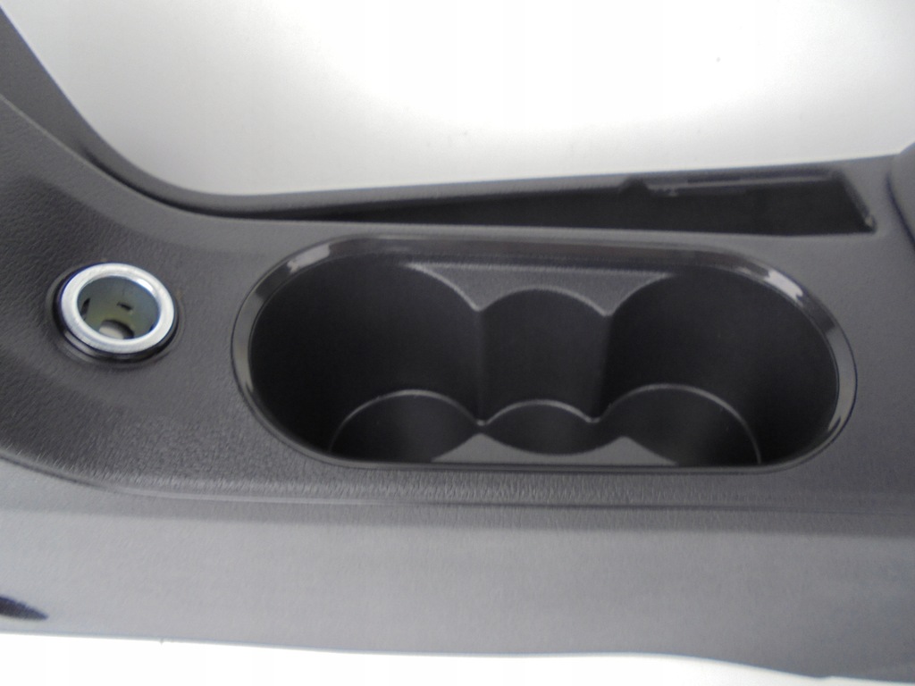 фото №15, Skoda scala туннель средний 65586324 rok 2019-