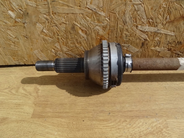 фото №2, Dacia duster ii 18r 1,5 dci 4x4 приводной вал задняя правая