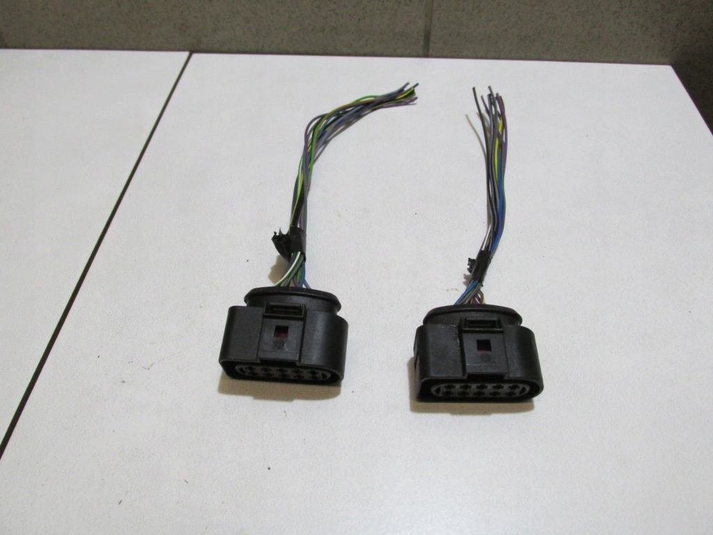 фото №2, Джгут штекер лампи перед лінза b-max 2013 rok