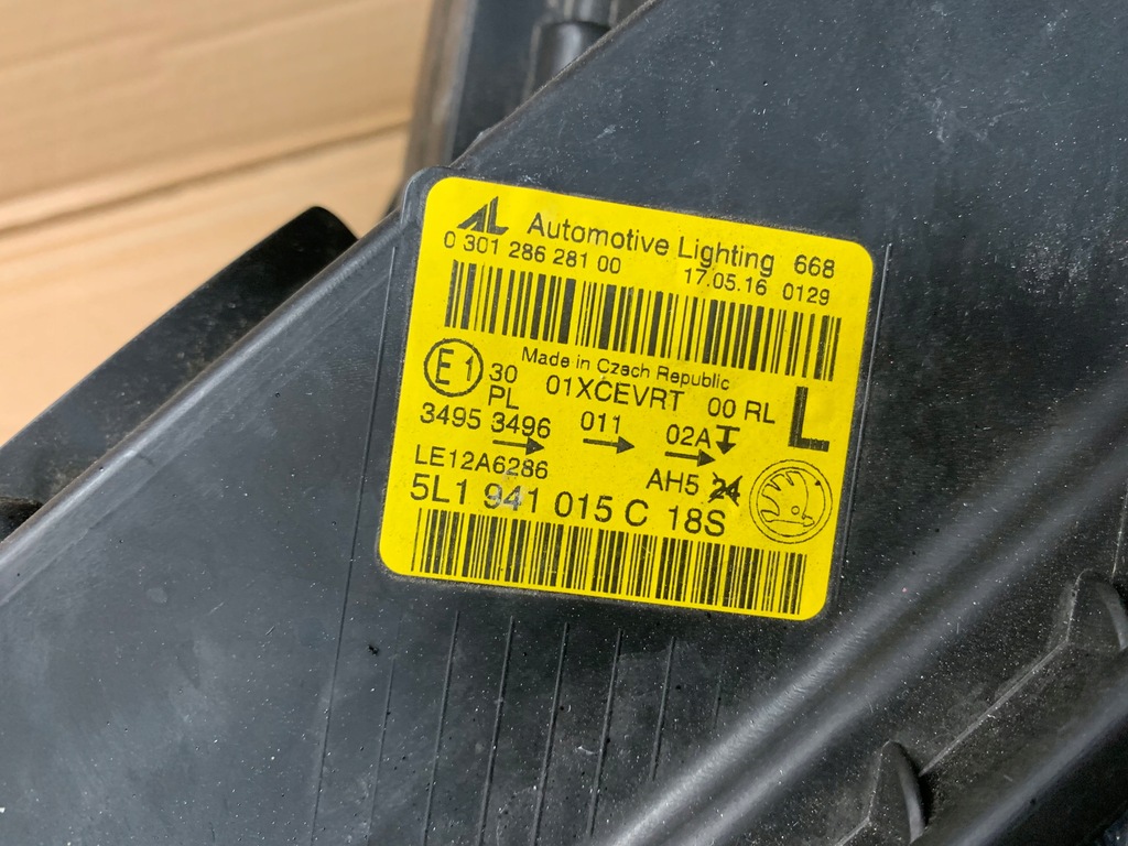 фото №3, Skoda yeti lift 12- левая лампа ксенон