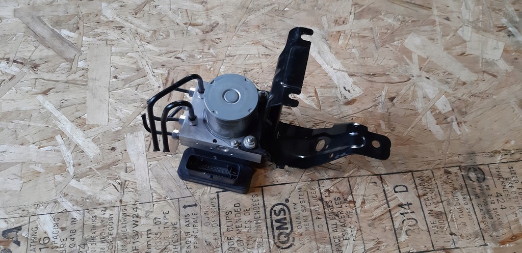 фото №1, Насос abs jeep cherokee 13-19r модуль