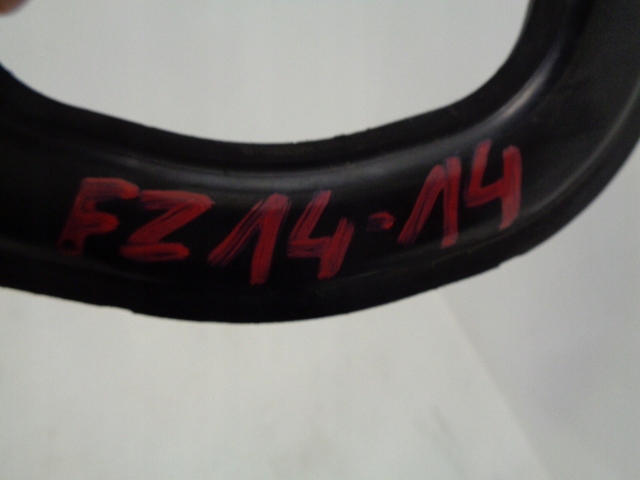 фото №5, Peugeot 3008 петля крышки задний