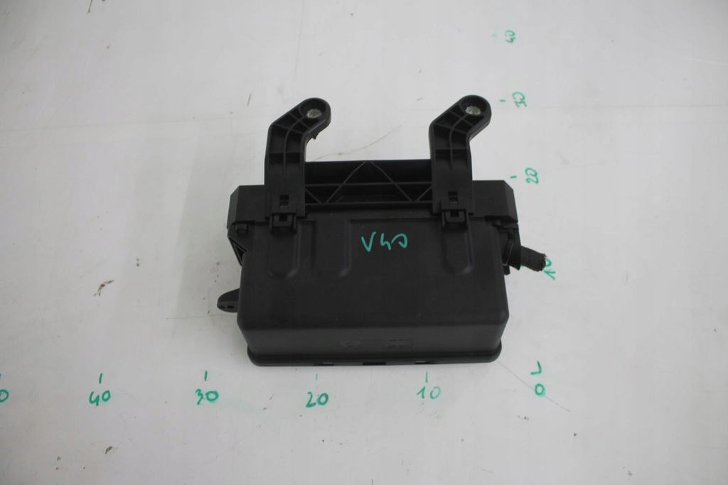 фото №1, Коробка запобіжників 30659177 volvo v40 ii 12-