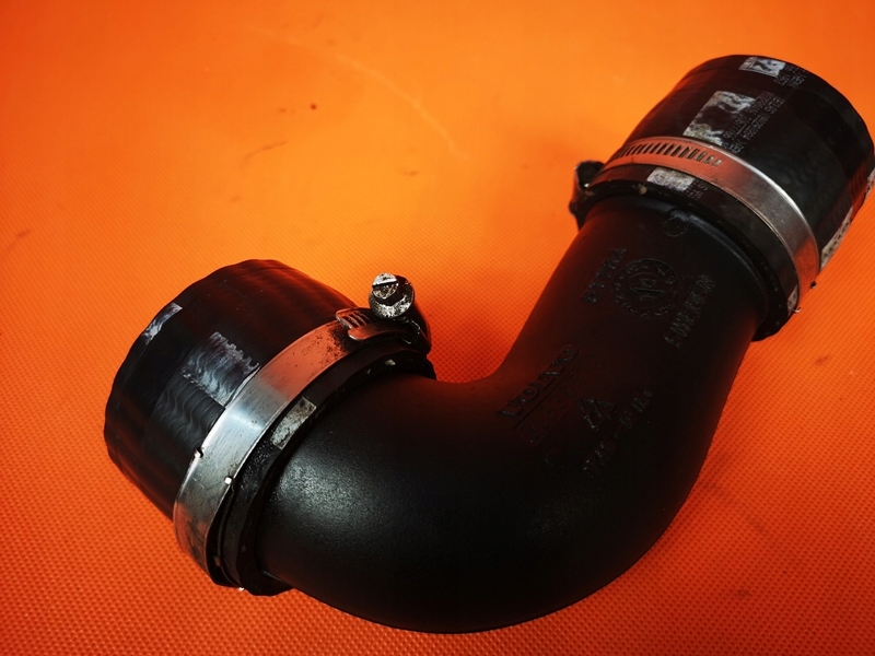 фото №4, Volvo v40 ii d3 труба шланг воздуха 31338572