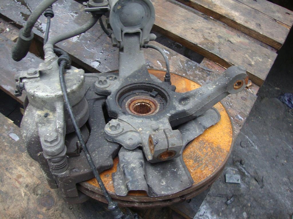 фото №2, Амортизаторна стійка поворотний кулак правий права alfa romeo mito