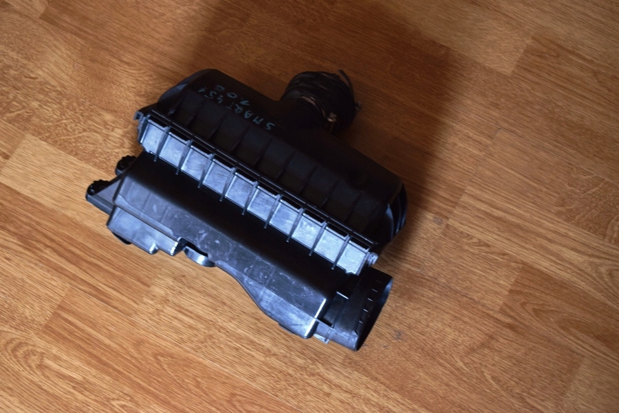 фото №4, Корпус фильтра воздуха smart fortwo ii 451 1.0 b