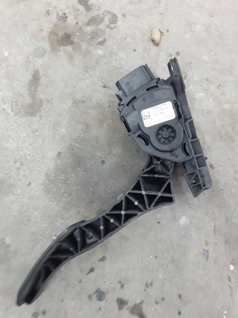 фото №1, Педаль газа volvo xc60 31329059