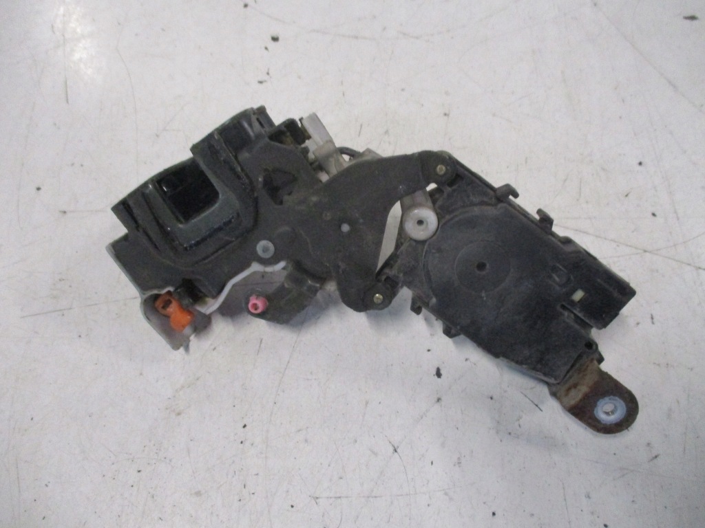 фото №4, Замок дверь задний правый subaru forester 5d 2001r