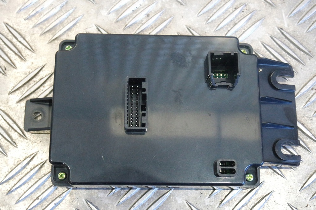 фото №1, Модуль кондиционера maserati levante 670100346