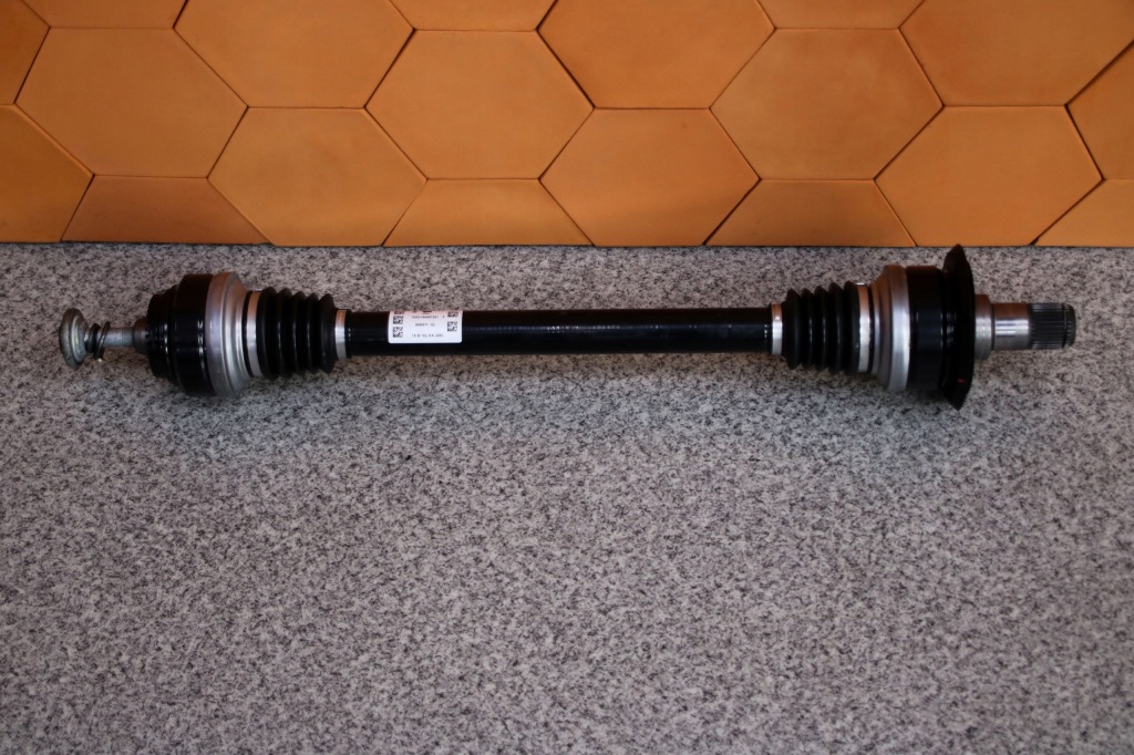 фото №1, Bmw g20 330i 330xi привідний вал привідна лівий задня 8689571