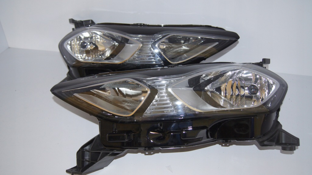 фото №1, Citroen ds3 crossback лампа левая i правая обычная