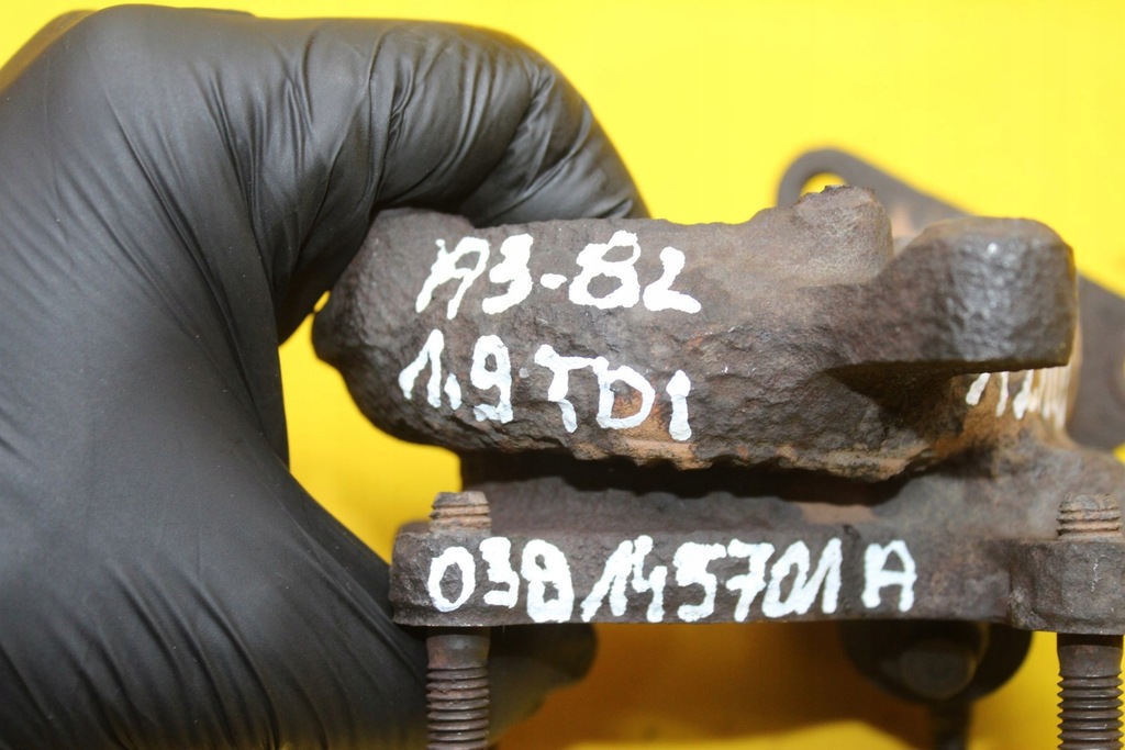 фото №6, Корпус турбонагнетателя a3 8l 1.9 tdi agr 038145701a