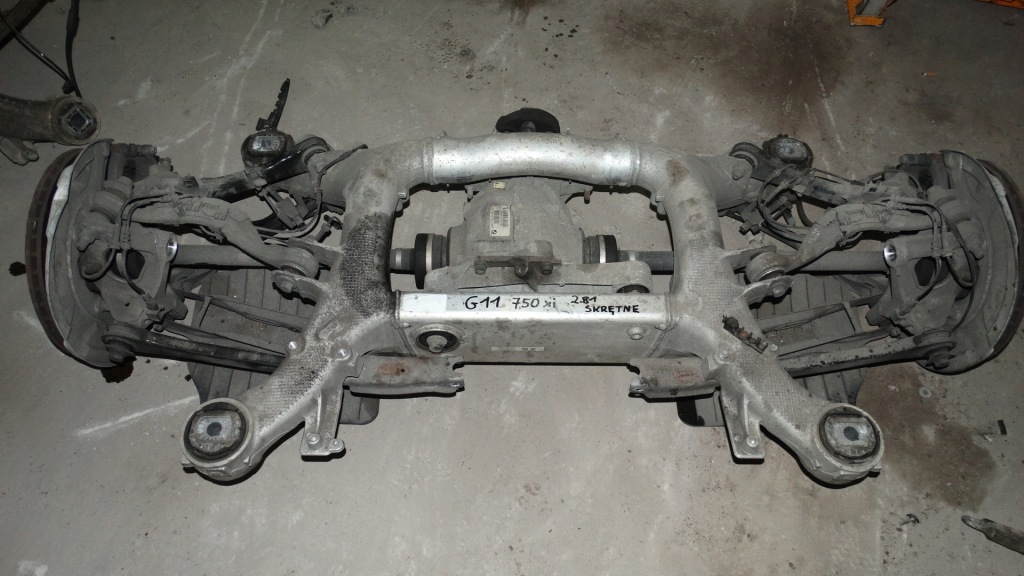фото №1, Ideal kpl.zawieszenie задние bmw g11 поворотные 750i 1