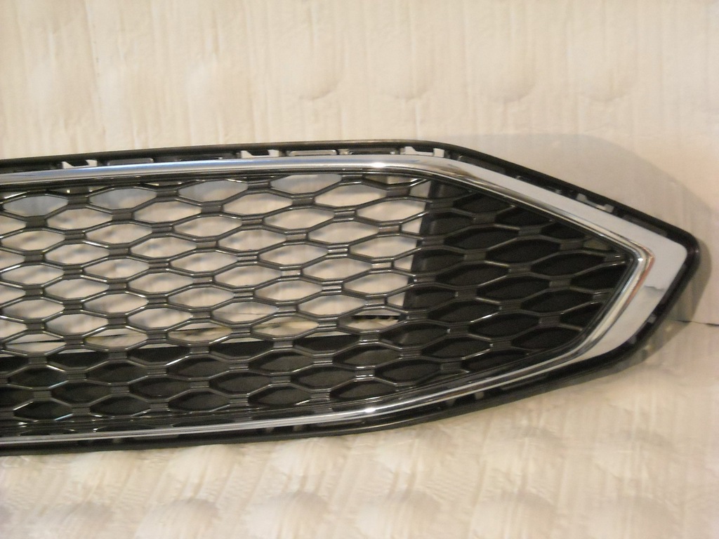 фото №5, Решётка радиатора решётка радиатора ford mk5 fusion lift 2017- sport romb