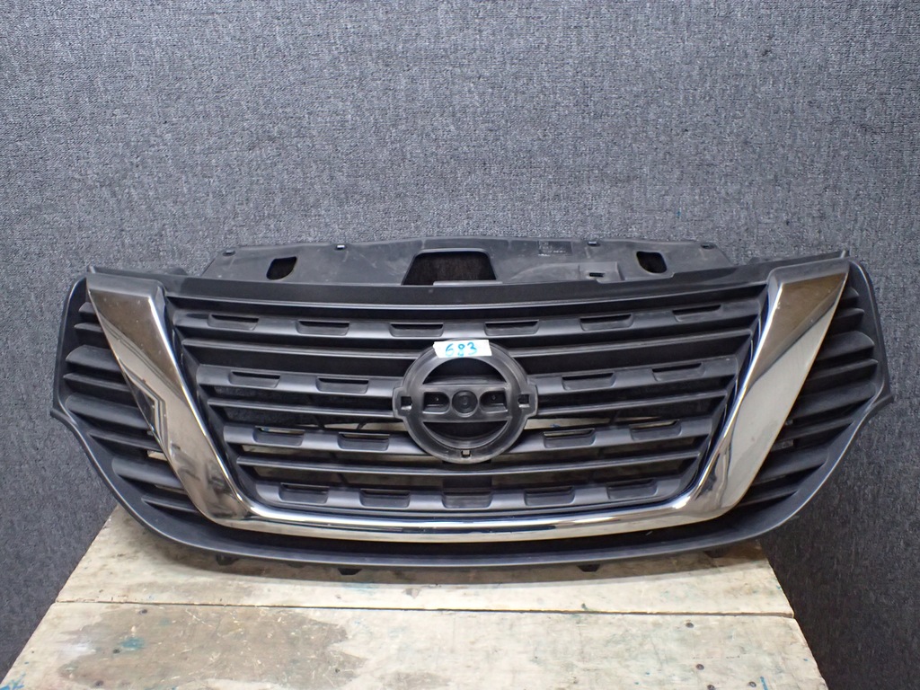 фото №1, Решітка радіатора решітка радіатора nissan nv300 nv 300