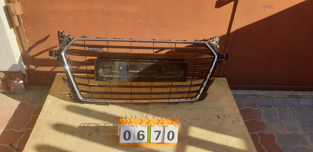 фото №1, Решітка радіатора решітка радіатора audi tt 8s0853651