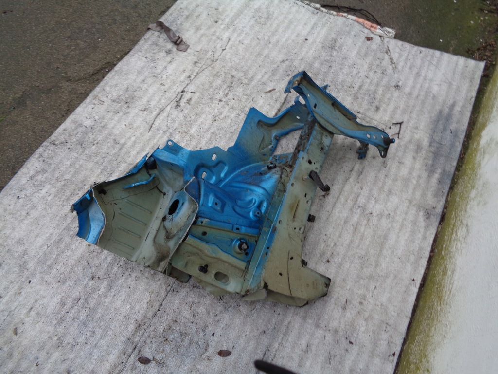 фото №3, Четверть лонжерон подкрылок citroen c3 picasso