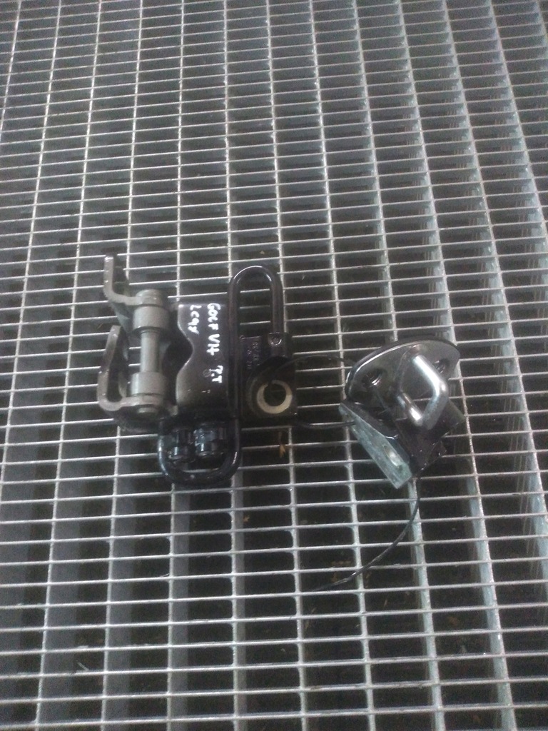 фото №1, Петля дверь правый задняя vw golf vi plus lc9x