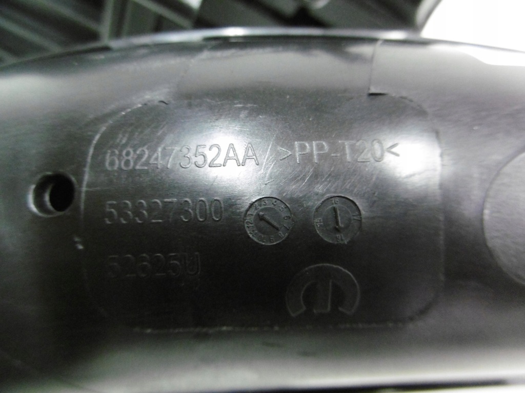 фото №10, Dodge journey 2.0 m-jet - корпус фільтра повітря