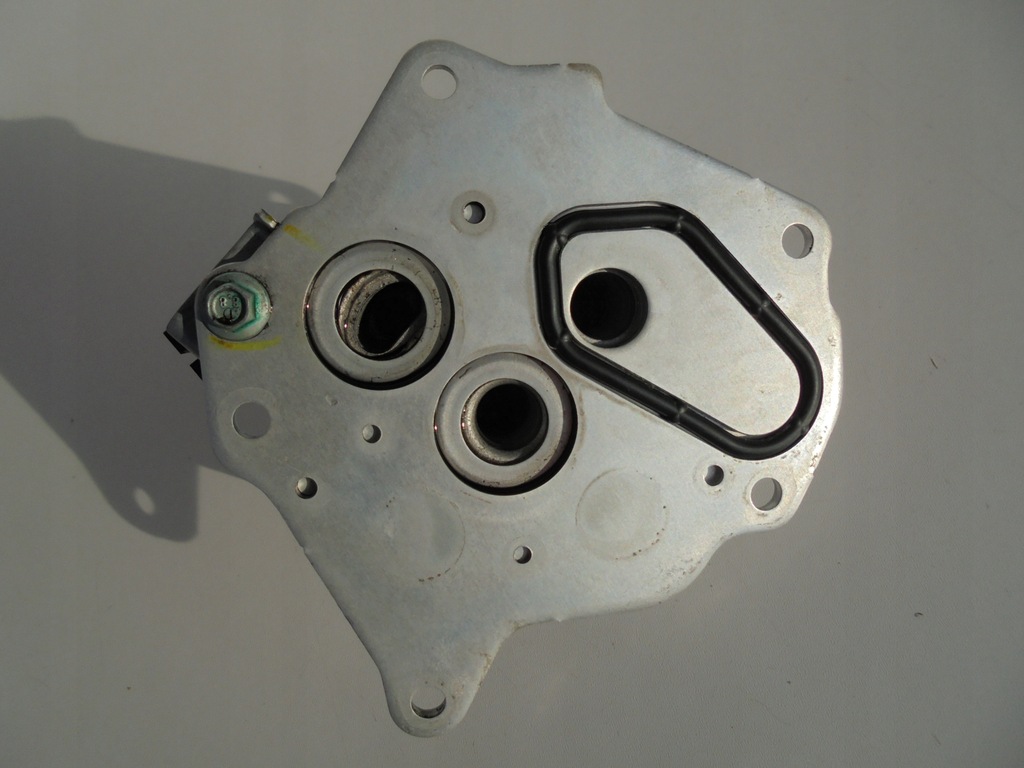 фото №8, Mazda оригинальный номер t16322